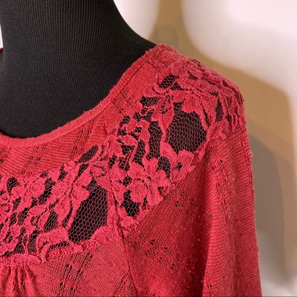 Free People maroon red lace shoulder knit top size Extra Small XS - Picture 7 of 13